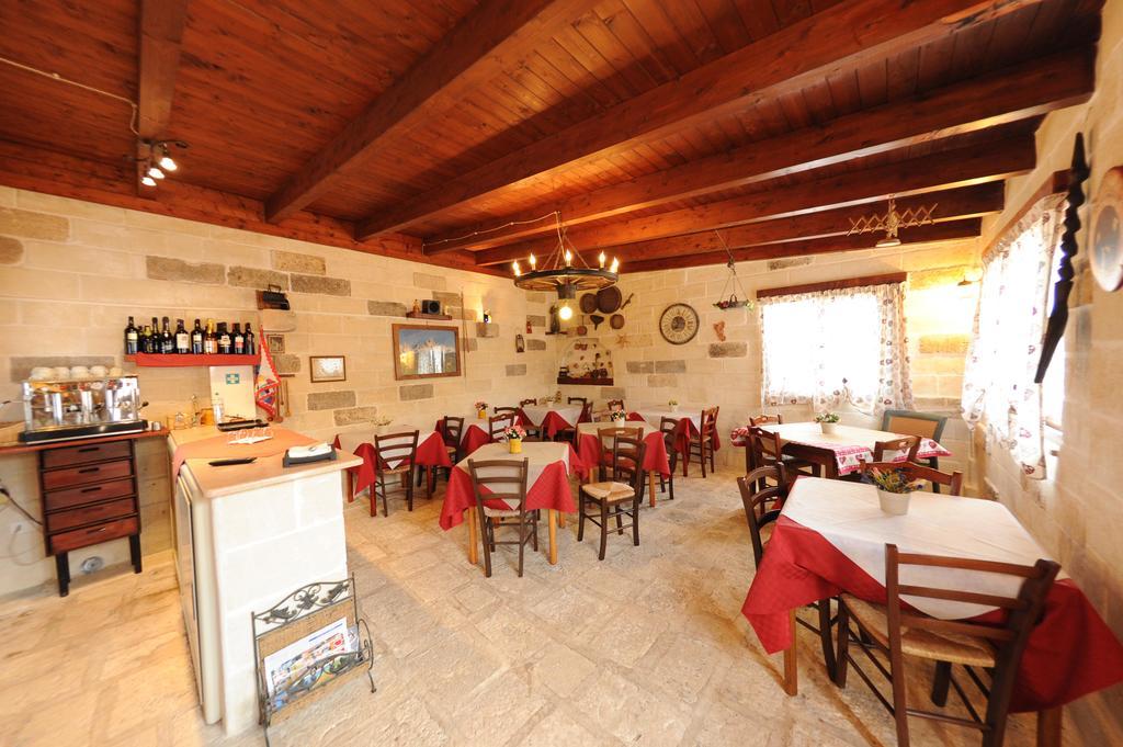 B&B Il Giardino Degli Ulivi Торре-Санта-Сабіна Екстер'єр фото